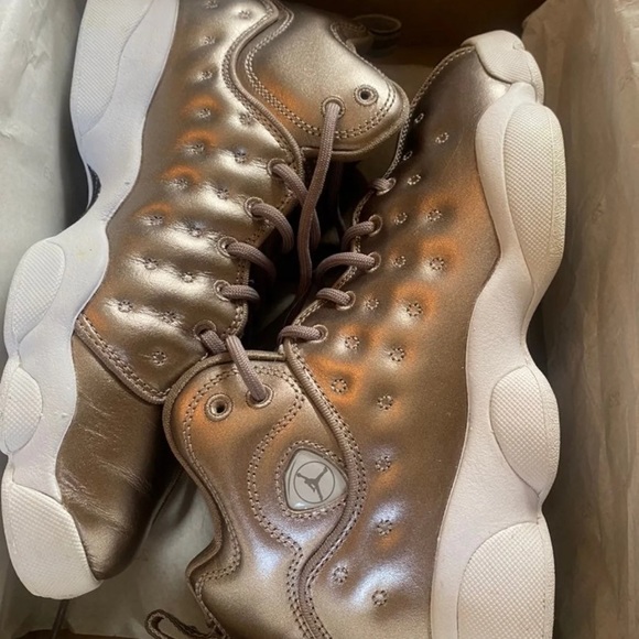 Jordan’s - Picture 2 of 8